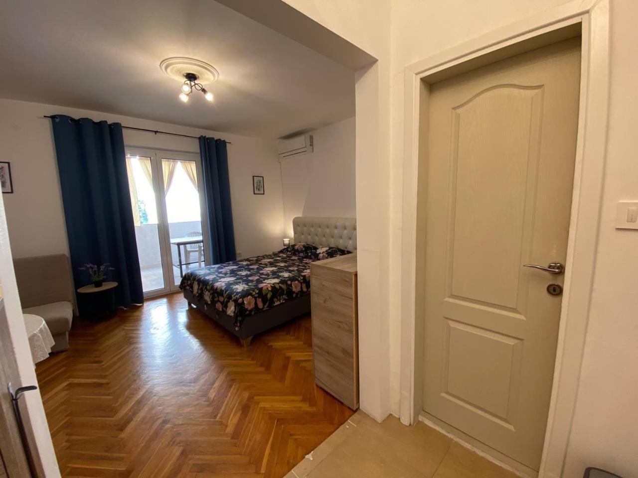 Alina'S Apartment Bečići エクステリア 写真